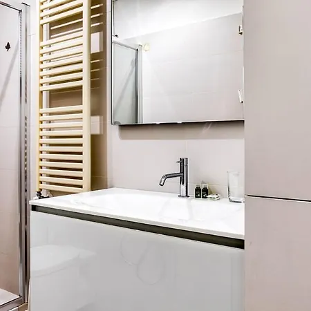 Easylife - - Montenero 10 - Porta Romana