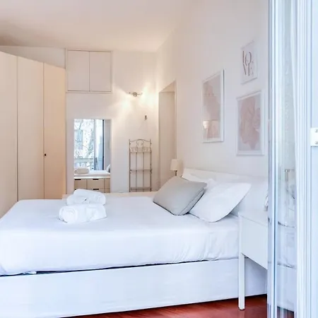 Easylife - - Montenero 10 - Porta Romana Apartment Milan