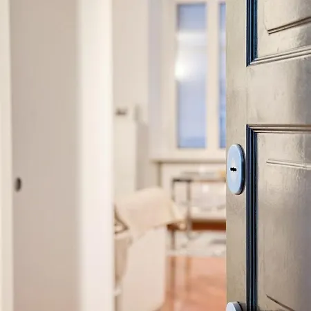 Easylife - - Montenero 10 - Porta Romana Apartment